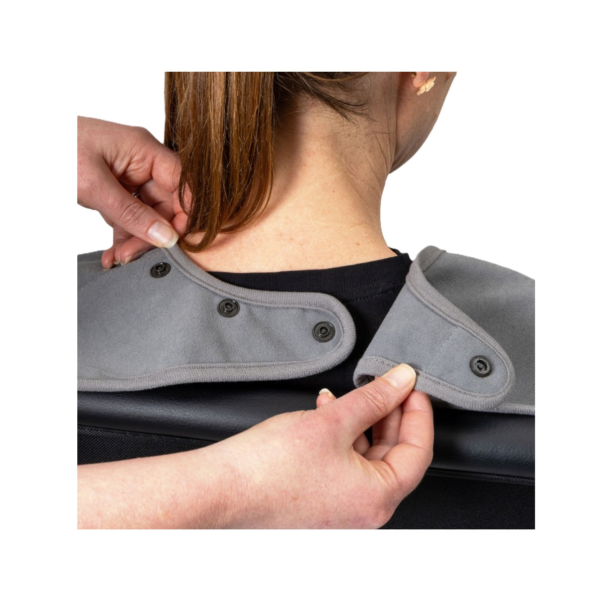 Conni Premium Adult Clothing Protector (Pack of 2)