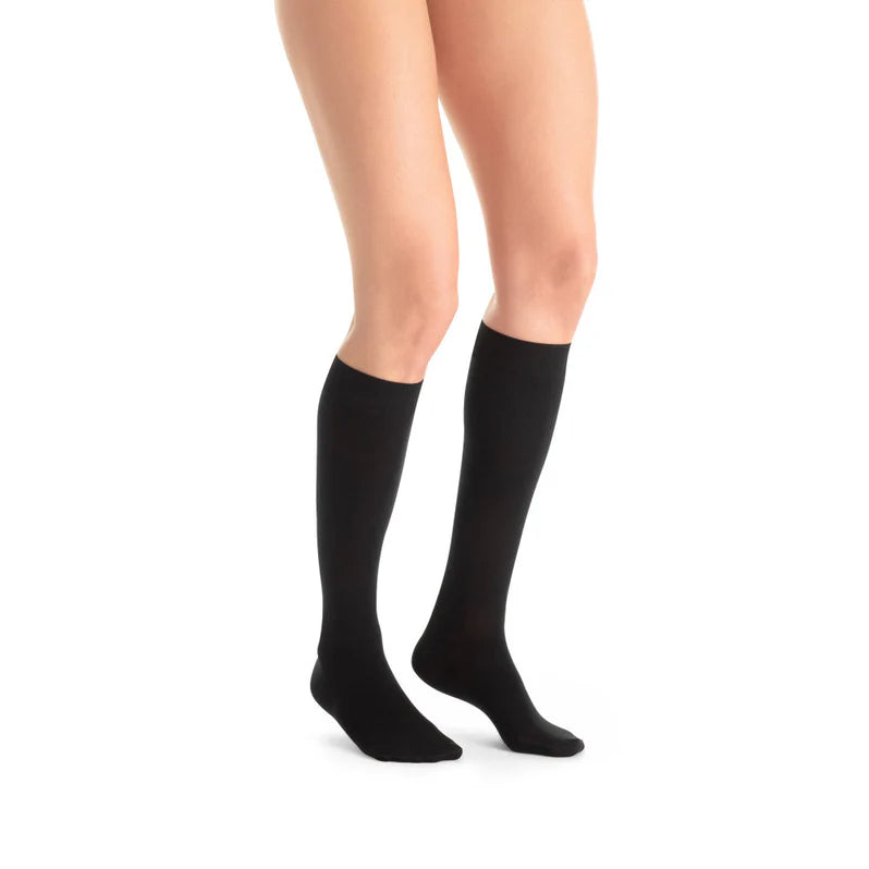 JOBST ULTRASHEER Knee High Class 1 Compression Black